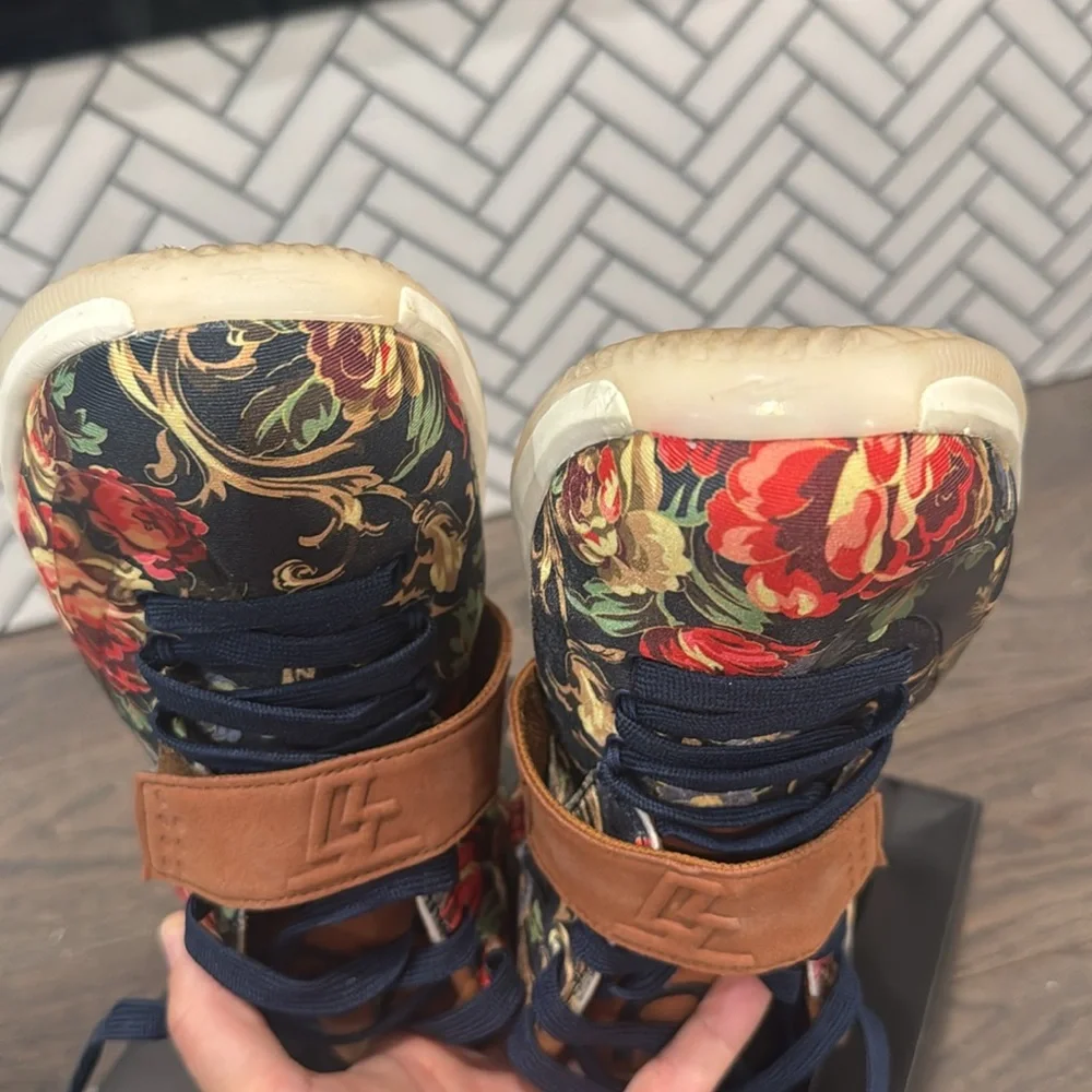 KD VII Ext Floral QS - Picture 6 of 8